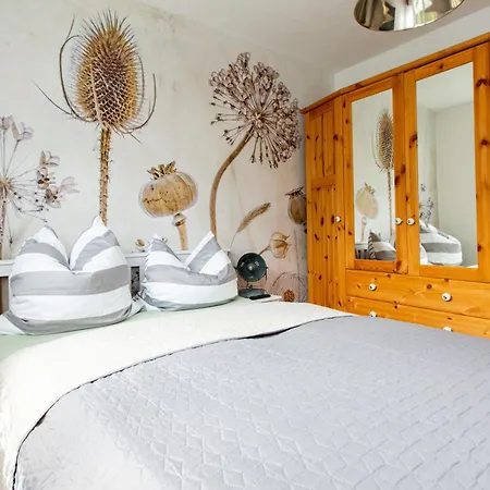 Annett Mit Seeblick Und Kamin Tatil Evi